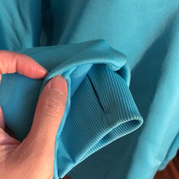 Underarmor Fleece Sweater - Picture 3 of 8